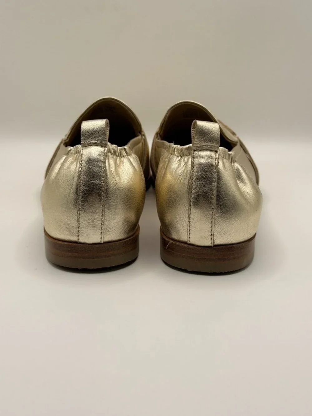 Andre Assous Womens Cedar  Gold Metallic Leather Loafer Sz 8